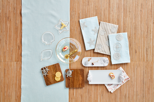 Nautilus Plate And Tong Set