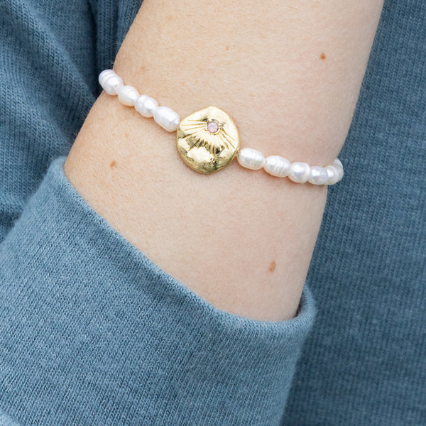 Pearl Affirmation Bracelet-Love/Gold